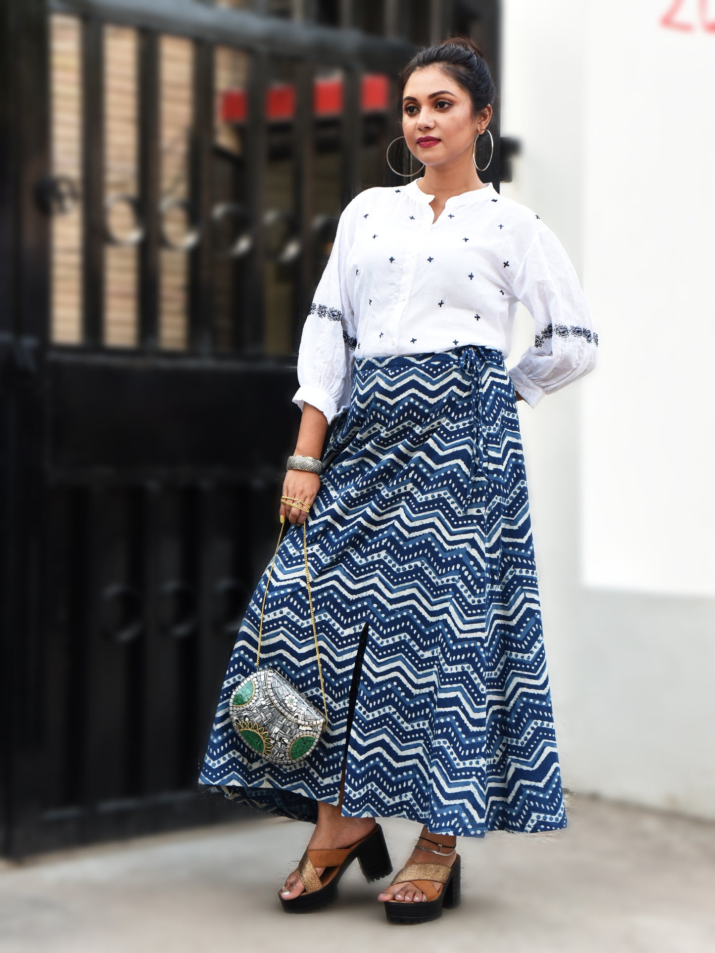 'Mode Indigo' Jaipuri-Chikankari Fusion Co-ord Set