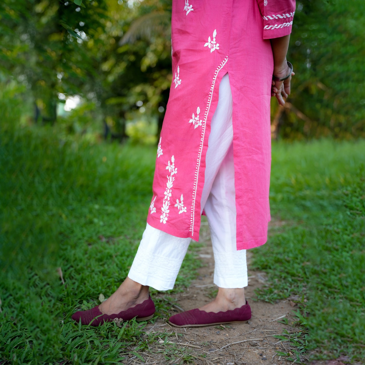 'Gulabi Glow' Pink Mul Cotton Chikankari Kurti