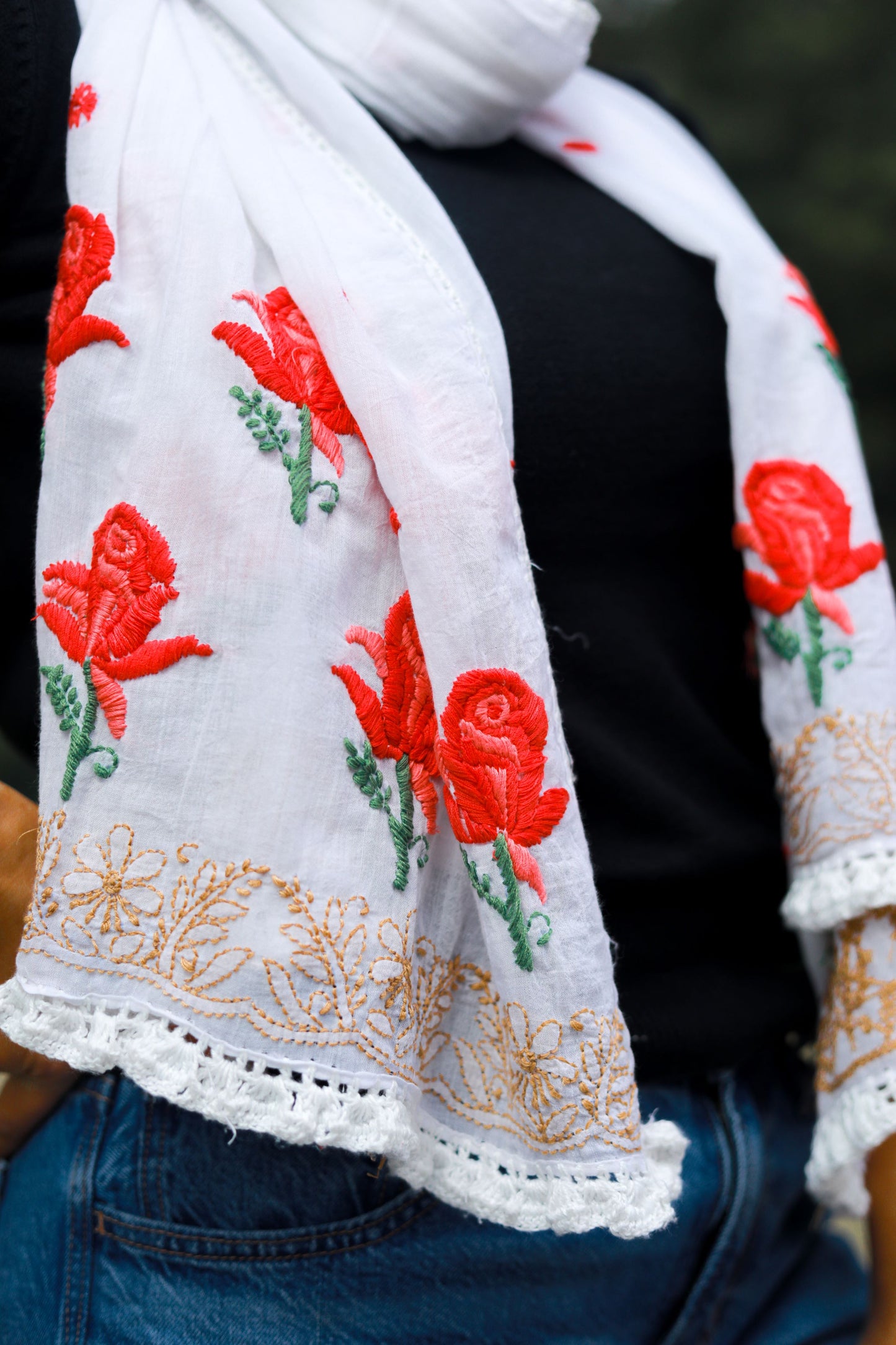 'A garden of Roses' Mulmul Chikankari hand-embroidered Stole