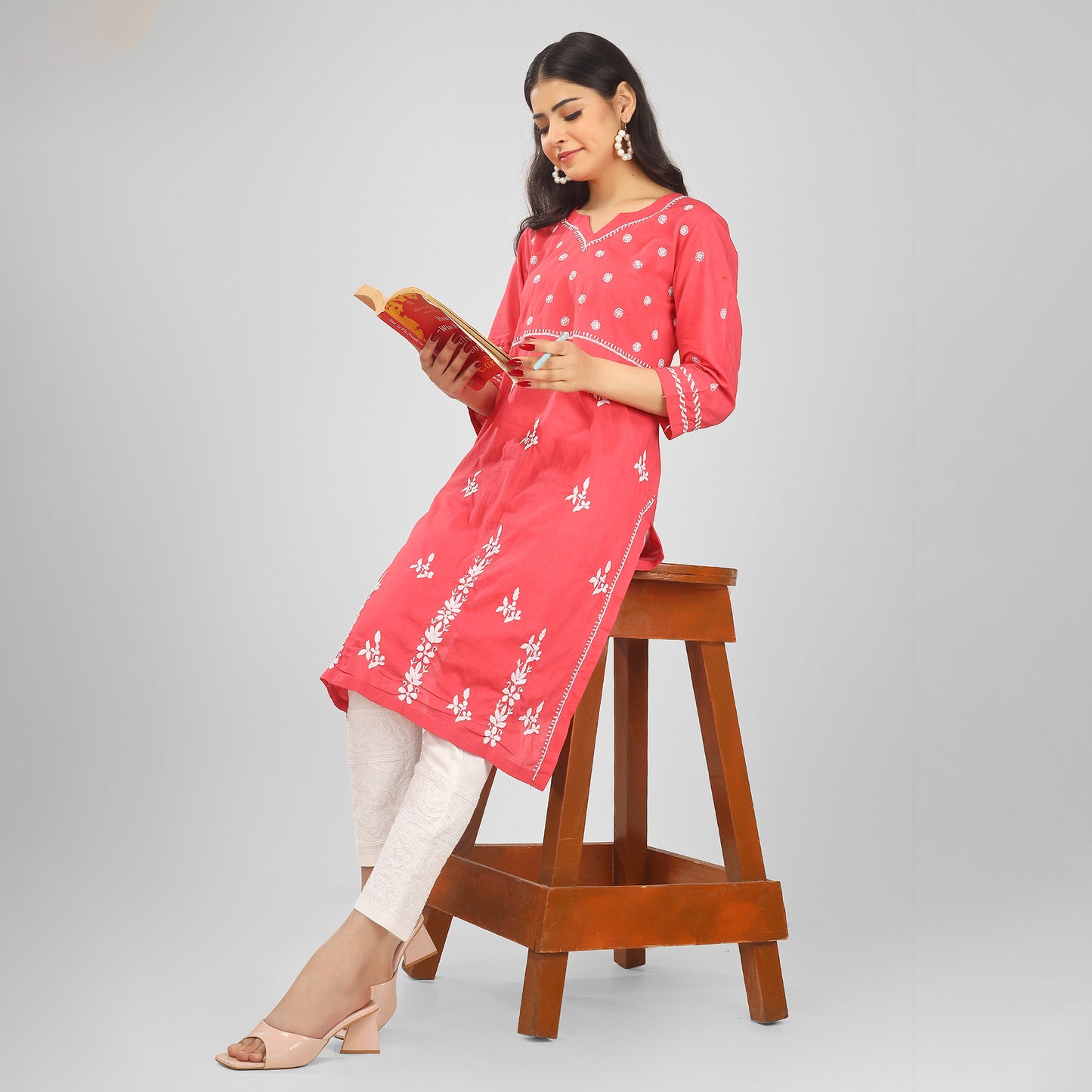 'Artisanal Grace Wednesday' Pink Mul Cotton Chikankari Kurti