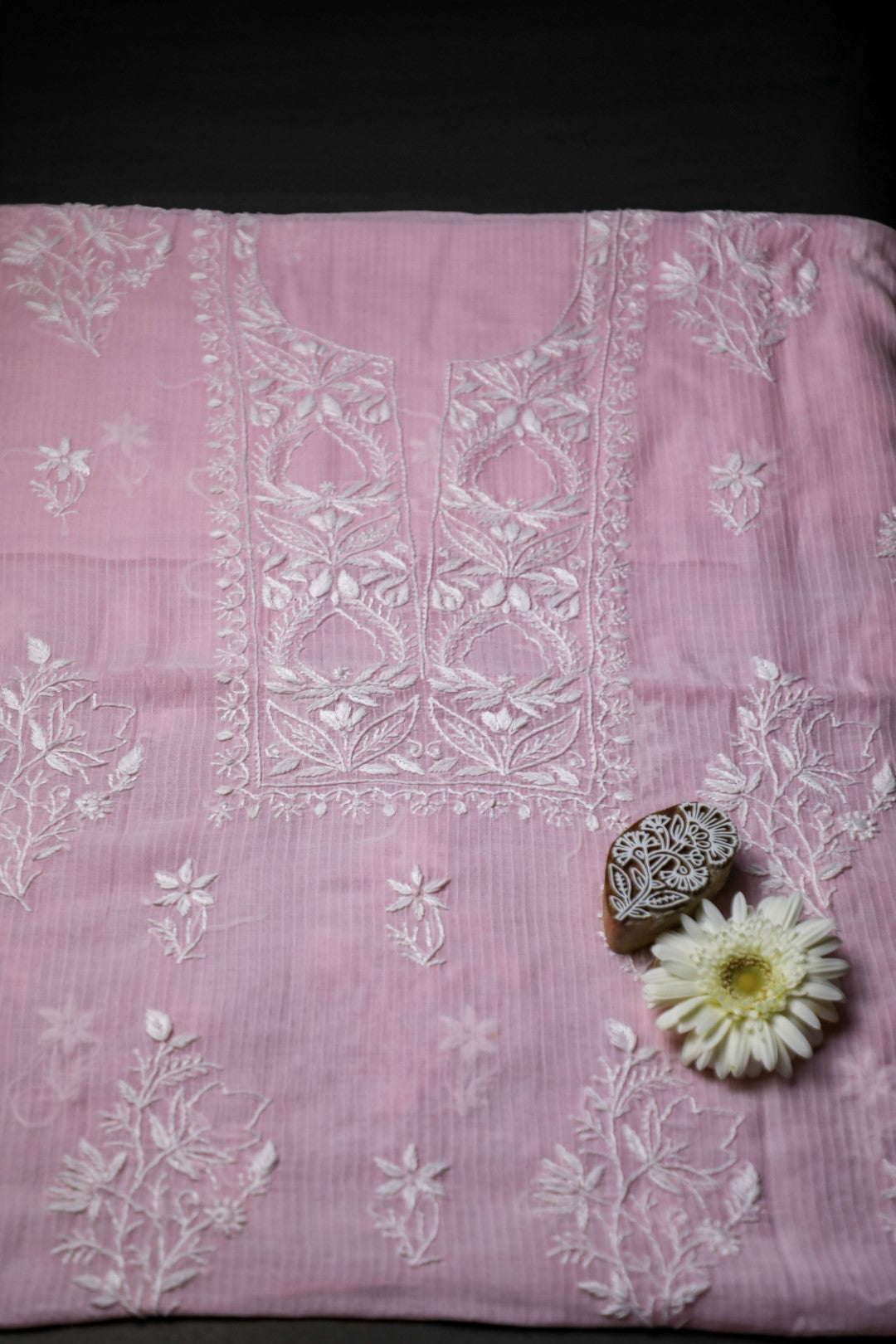 Light Pink Maheshwari Cotton Unstitched Chikankari Suit Set